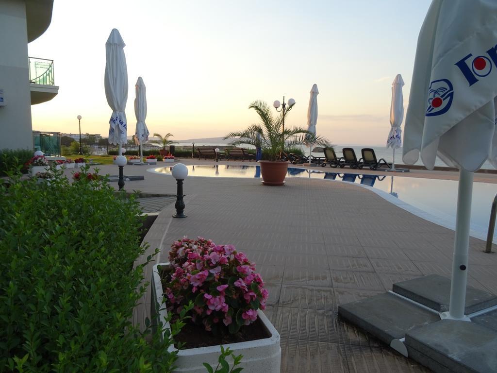 Alexander Lozenets Beach Complex Apartment Esterno foto